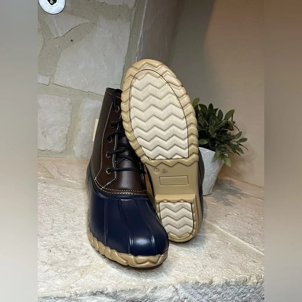 St John’s Bay Rollands navy/brown duck boots sz 11